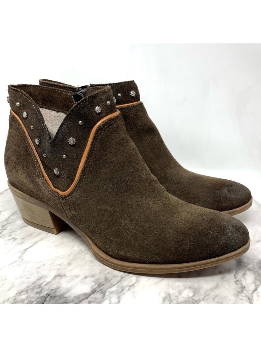 Miz Mooz Keeley Studded Contrast Piping Brown Suede Comfort Booties 41 Edgy Moto